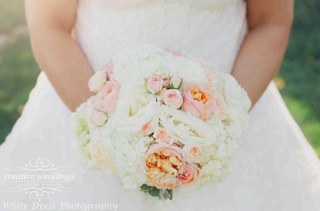 Fiori Con Amore wedding bouquet, Creative Weddings flower bouquet, blush bouquet, Real Wedding, Calgary Real Wedding, Creative Weddings Planning & Design